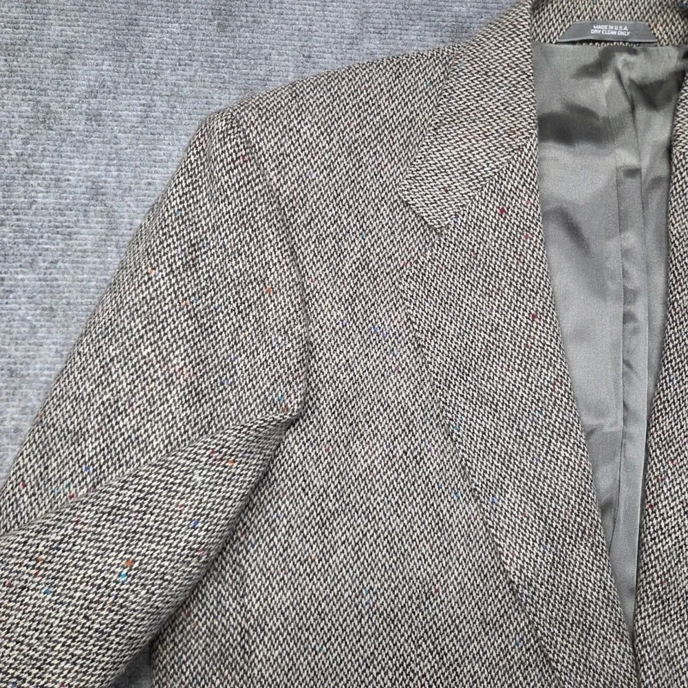 Haggar Gallery Mens Gray Wool Herringbone Blazer Elbow Patches Sport Coat 45R